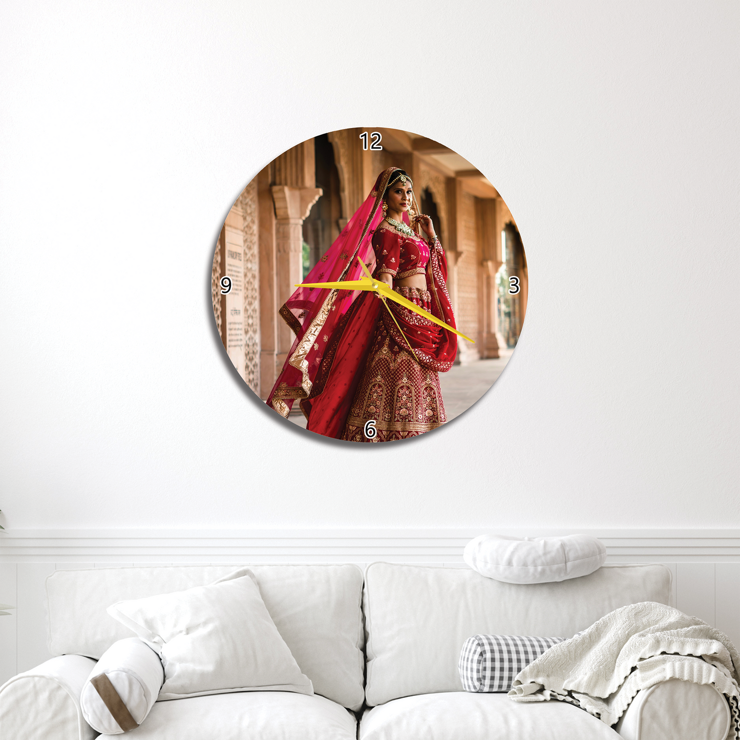 Full Pic Circle Shaped Design Wall Clocks