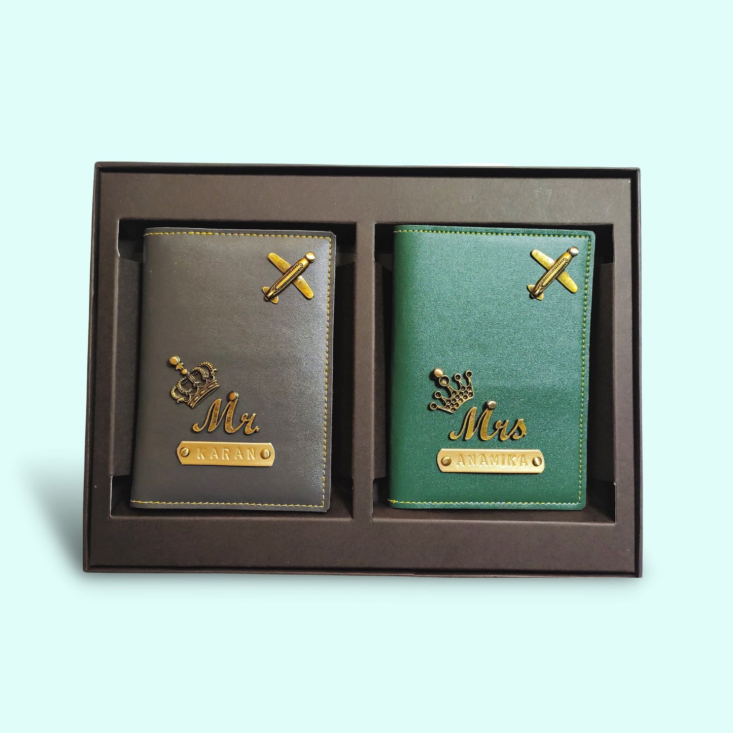 Personalized Classic Mr & Mrs Couple Passport Covers