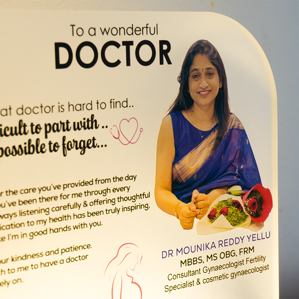 Personalized LED Acrylic Doctor Appreciation Plaque & Custom Desk Light