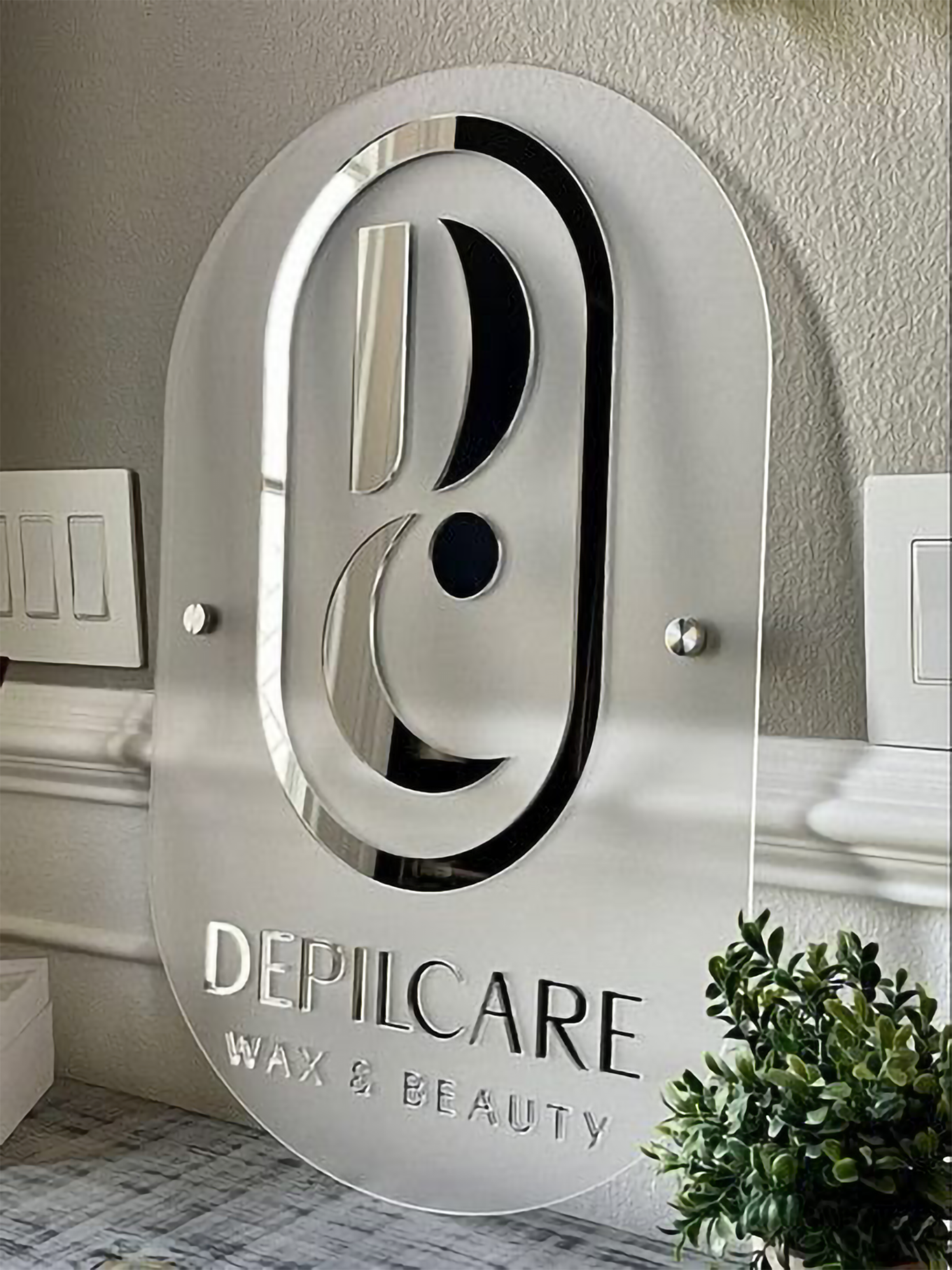 Oval Frosted Acrylic Wall Logo Sign – 3D Raised Letters for Salons, Spas & Boutique Decor