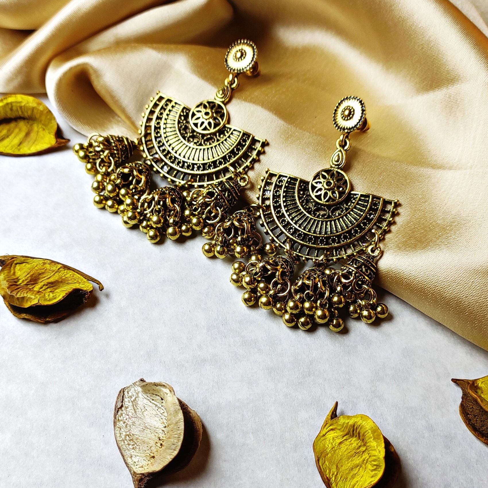 Gold Oxidised Jhumka Earring